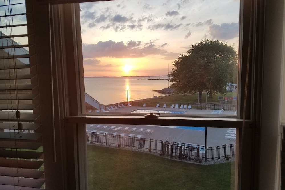 Sunrise, Sunburn, Sunset....Repeat!