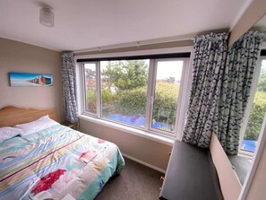 3 chambres, bureau, fer et planche Ă repasser, Wi-Fi gratuit