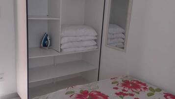 2 soveværelser, strygejern/strygebræt, gratis Wi-Fi