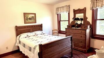 2 bedrooms, bed sheets
