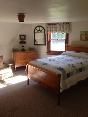 2 bedrooms, bed sheets