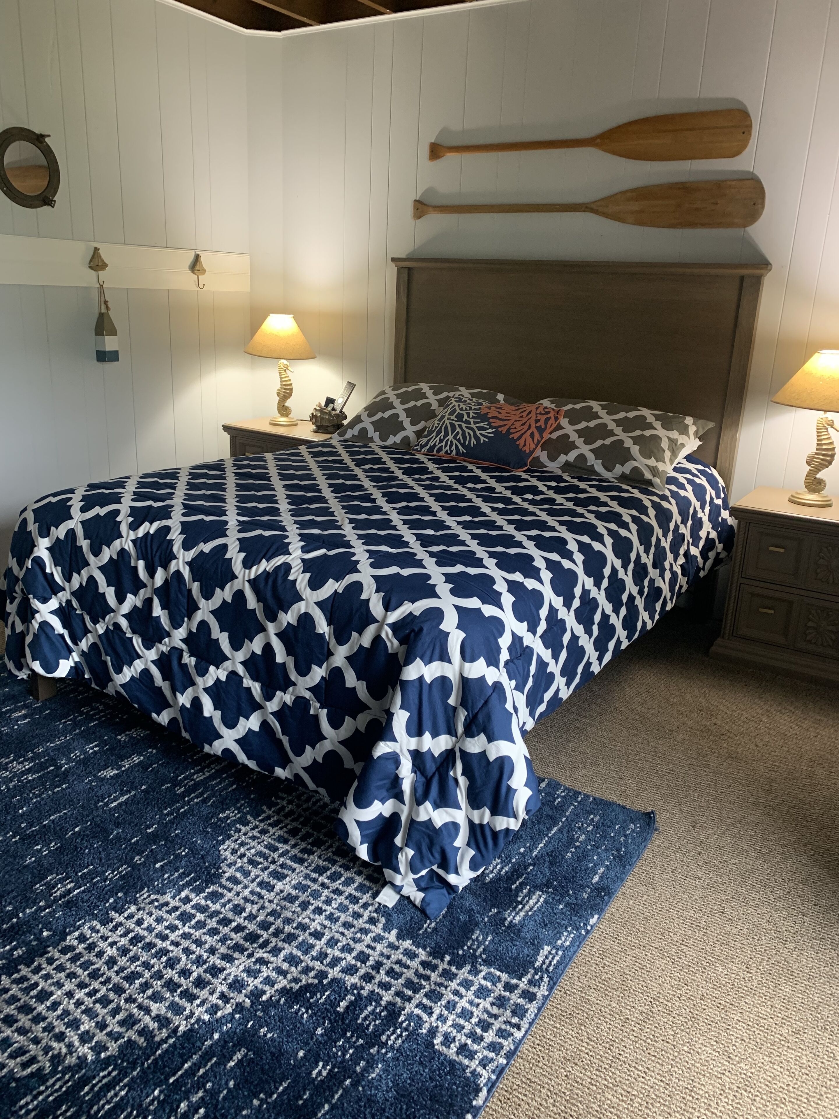 Fall discounts! Enjoy the beach and bay without the crowds!