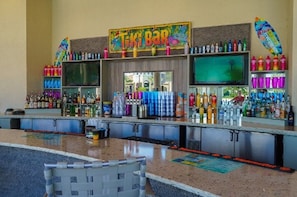 Bar (en la propiedad)