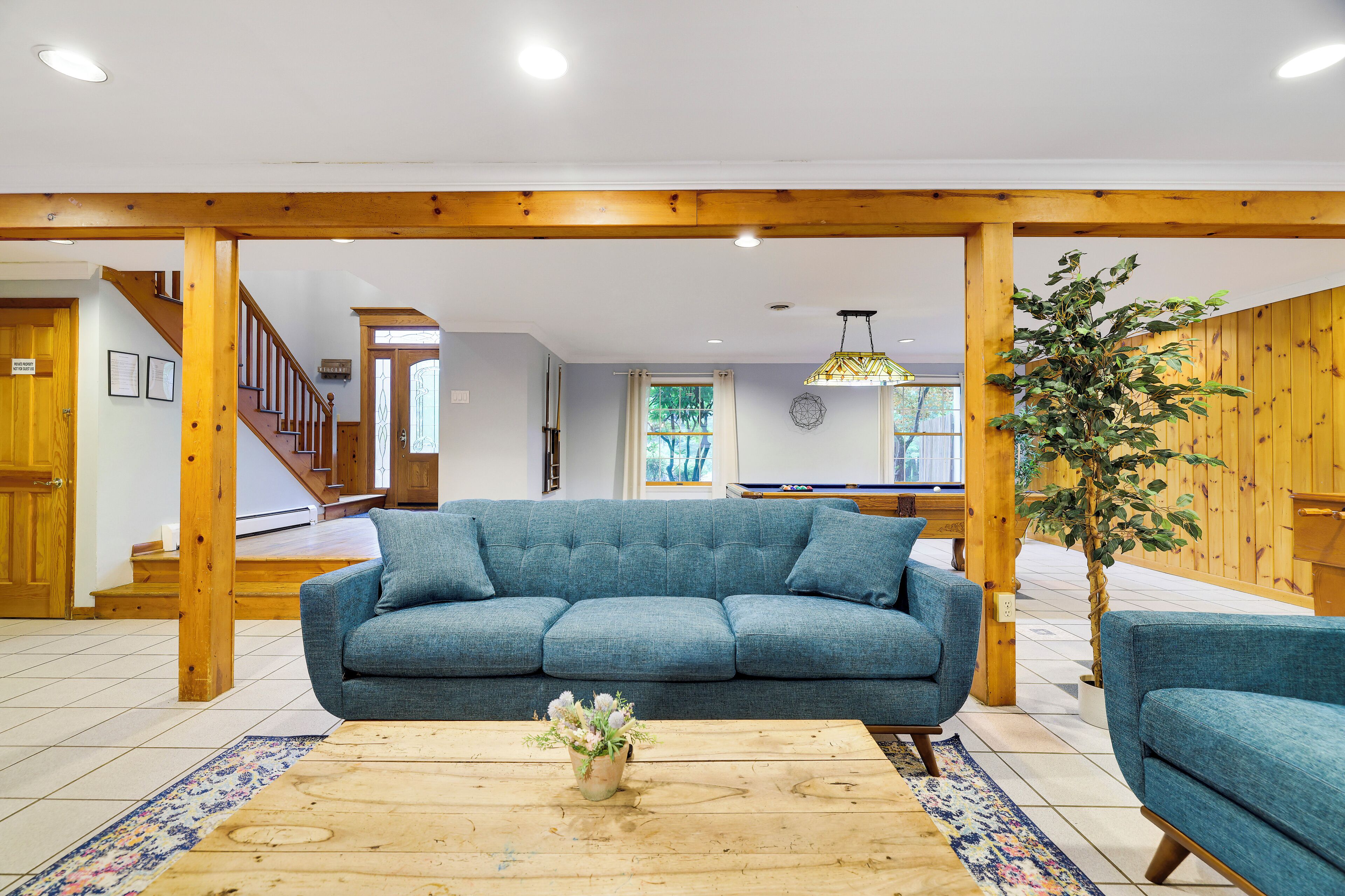 Luxury Villa~ HEATED POOL Open Thru November ~ Dog Friendly ~ Hot Tub ~ Fire Pit