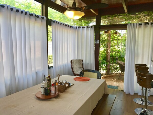 Spa - House with 4 Full Bedrooms and Private Pool (Gravatá)