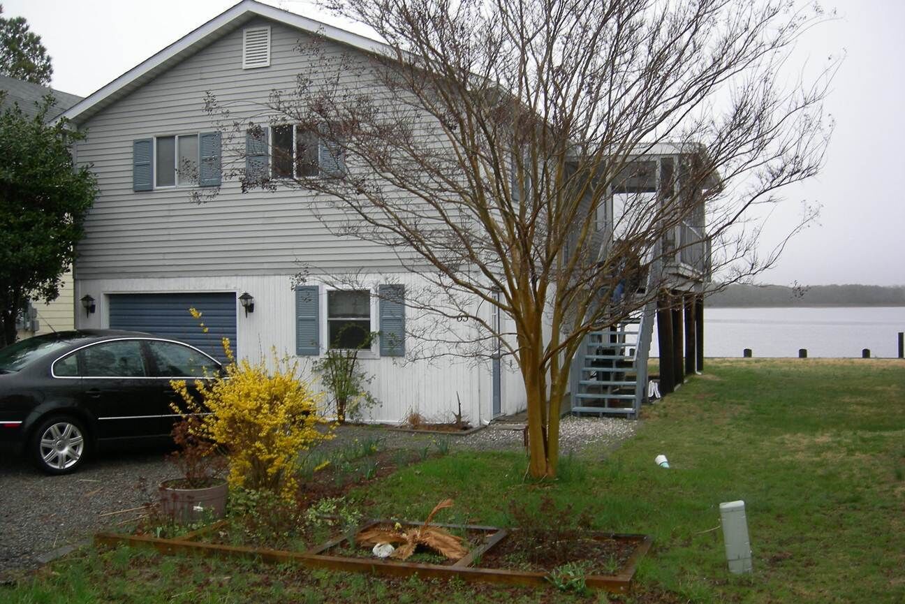 Coastal Cottage - Charm, Comfort and Spectacular Water Front near OC Beaches