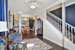 Interior - Historic Garden District 2-Story Home-Large group approved. (New Orleans)