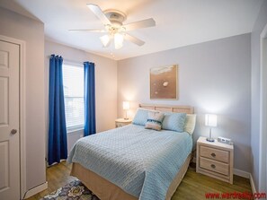 1 bedroom, iron/ironing board, free WiFi