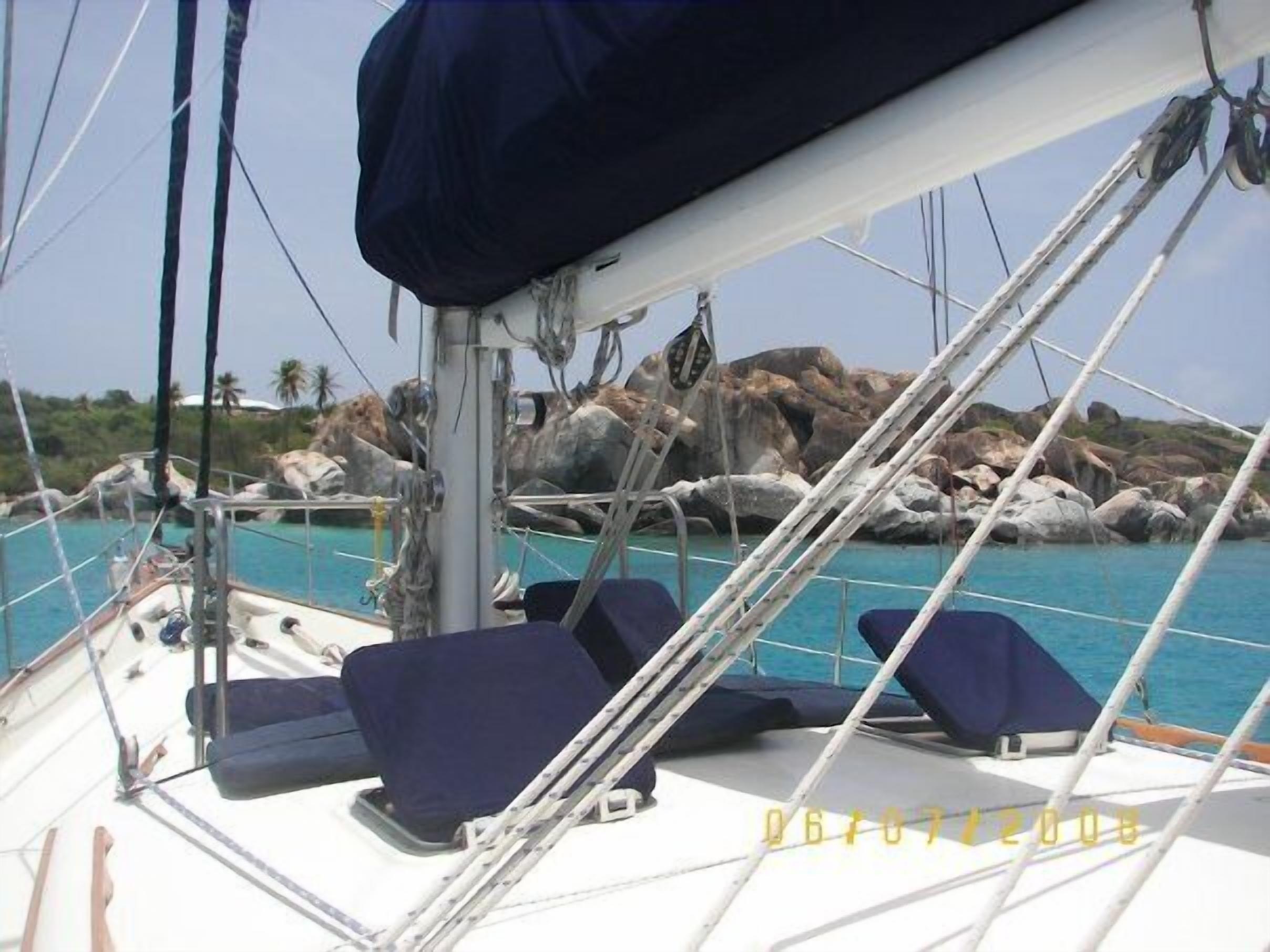 Sailing the Grenadines and Lesser Antilles 2023\/2024