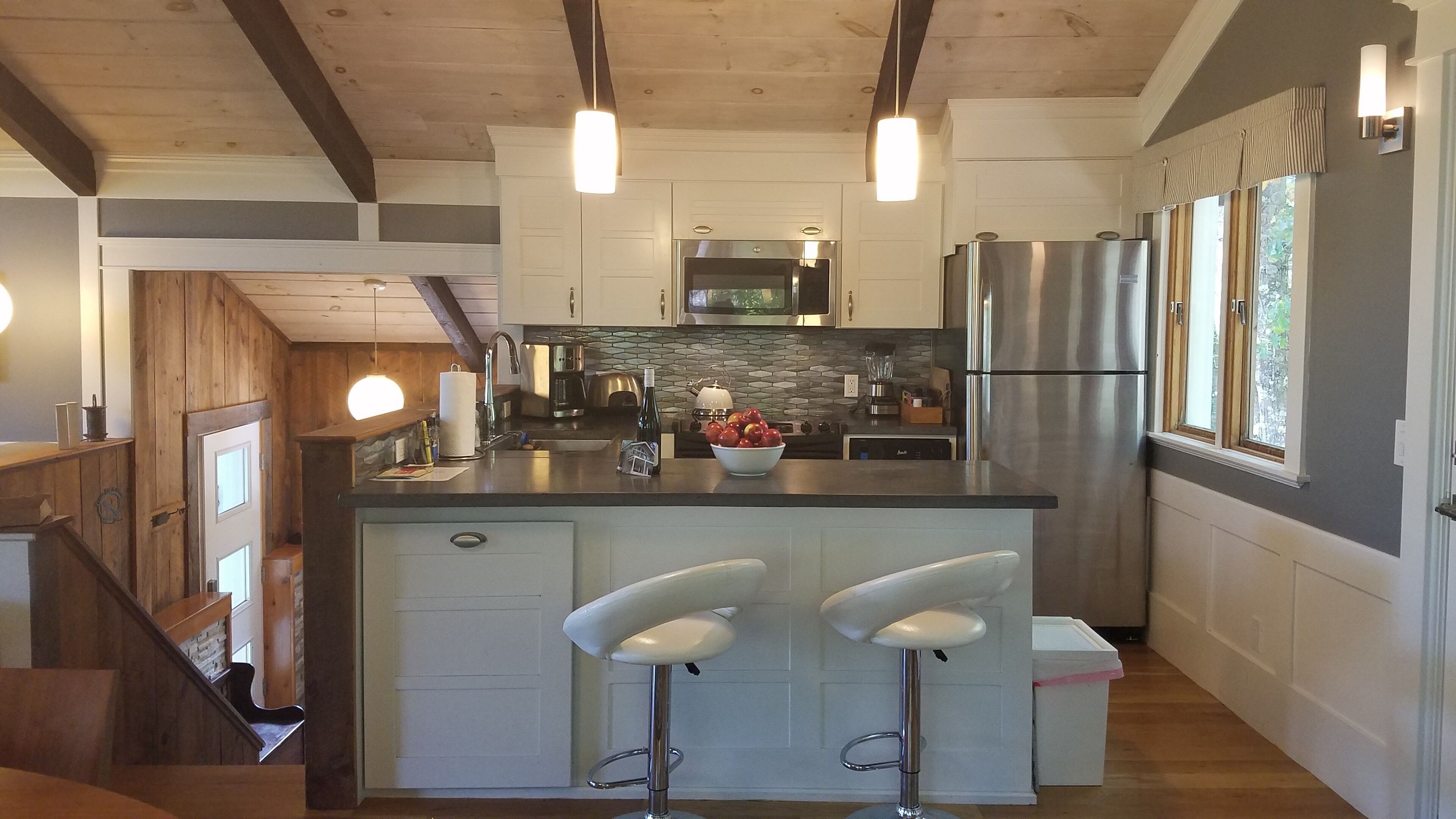 冰箱、微波炉、烤箱、炉灶