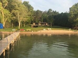 On the beach, sun-loungers, beach towels, waterskiing - Beautiful Walloon Lake Home - 10% discount if < 2 weeks to arrival (Petoskey)