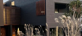 Luxury Beach House - Book 2 nights and get 1 night FREE T & C's apply