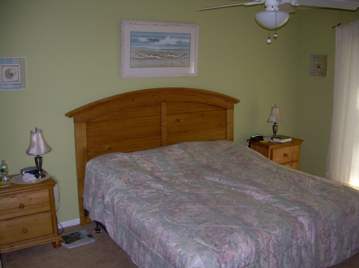 First Floor Luxury 1,350 Sq Ft  First Floor Condo w/ No Steps 