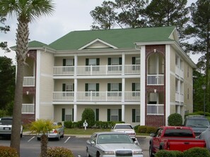 Exterior - First Floor Luxury 1,350 Sq Ft  First Floor Condo w/ No Steps  (Myrtle Beach)