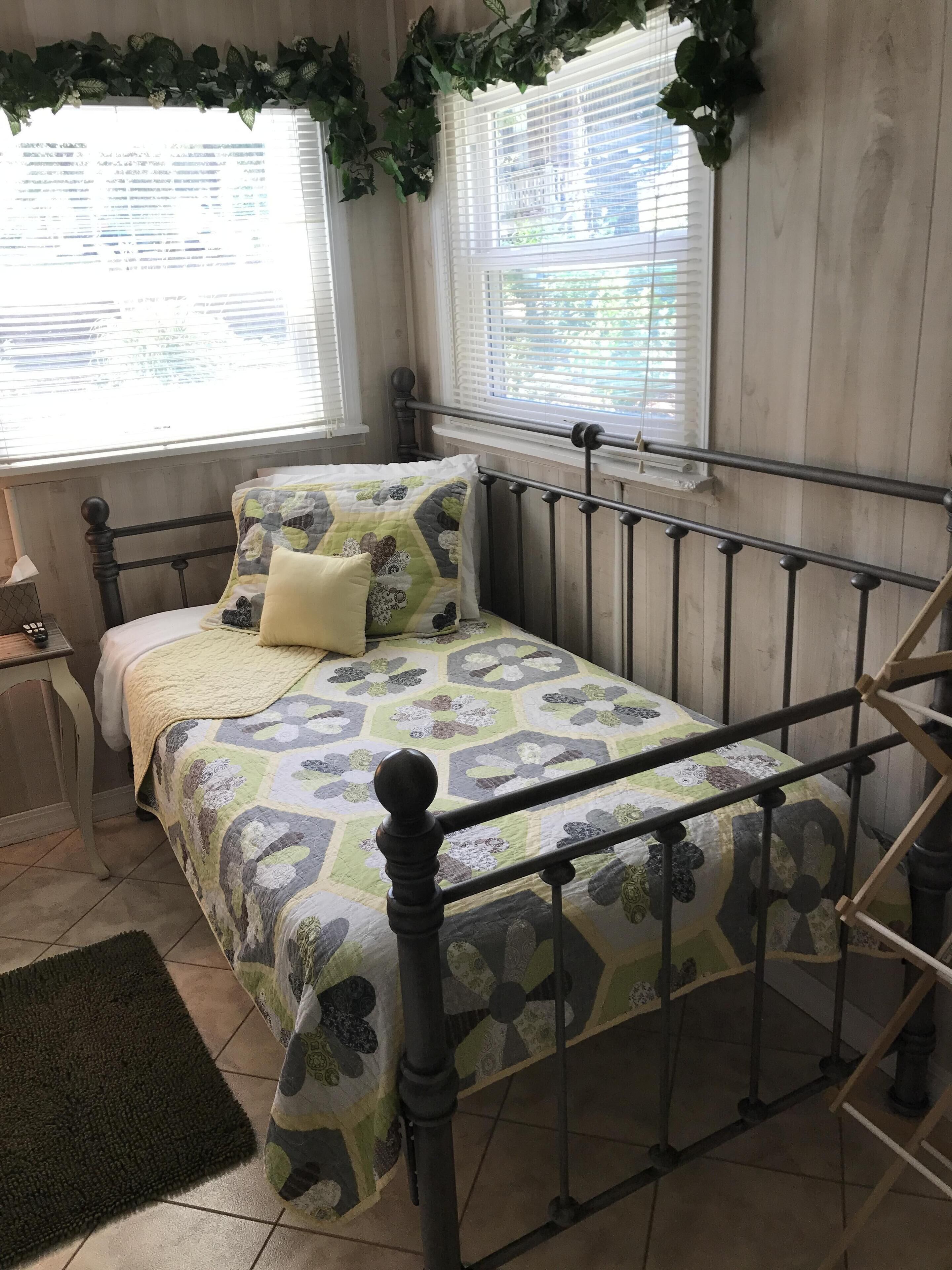 Clean,Quiet, great view, right on the water..
