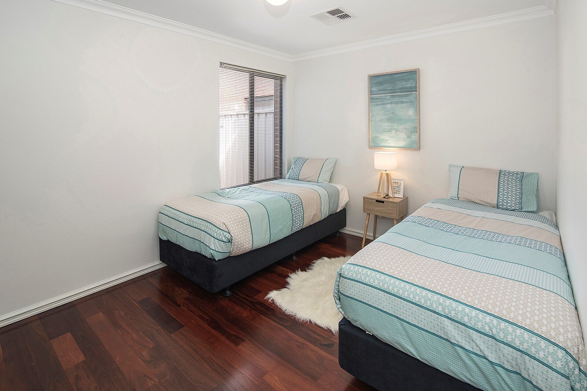 Away By The Bay- beach front- Ducted Heating/cooling — image 13