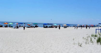Schöne & Schritte zum schönsten Strand. Zentrum von Cape May. Private Auffahrt!