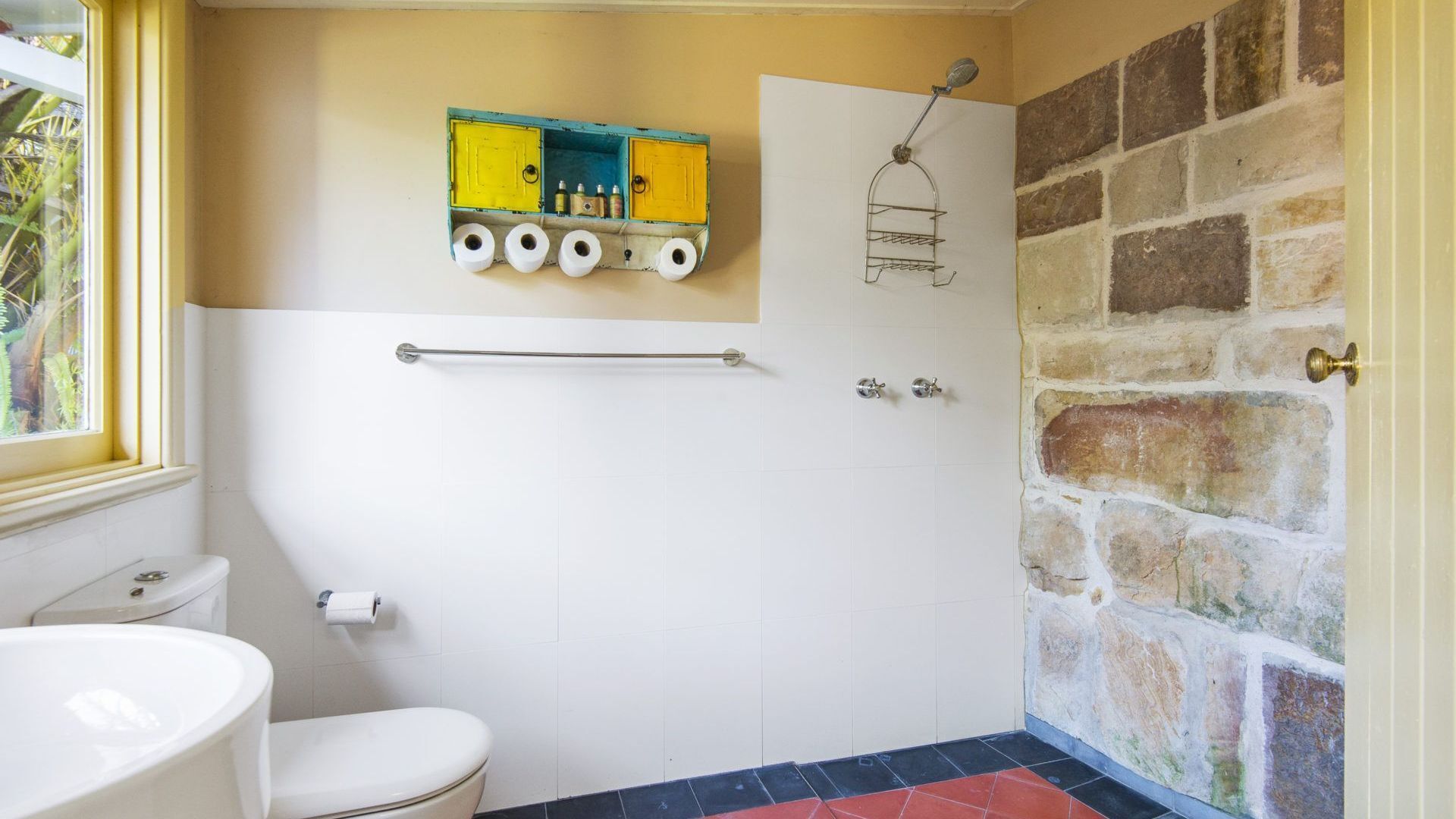 CORAL TREE COTTAGE by Palm Beach Holiday Rentals — image 3