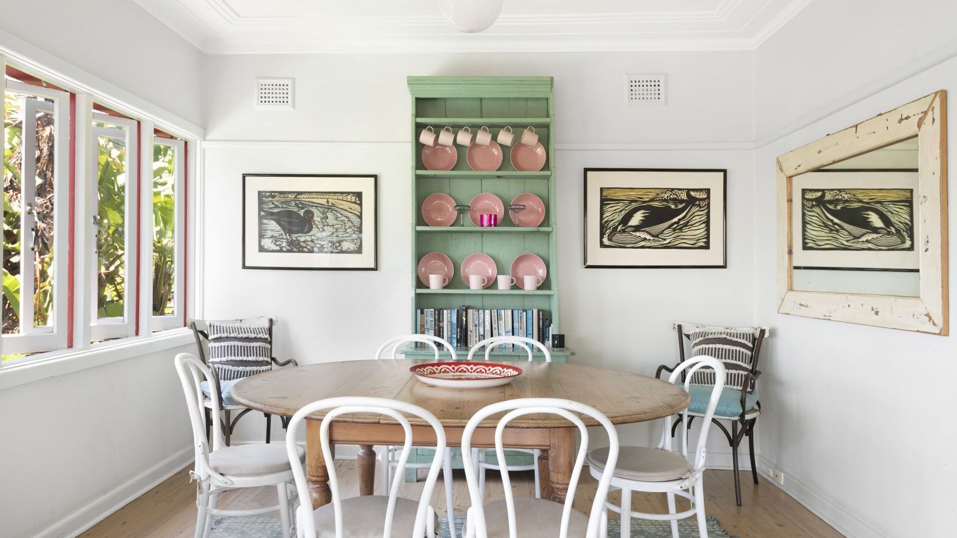 CORAL TREE COTTAGE by Palm Beach Holiday Rentals — image 8