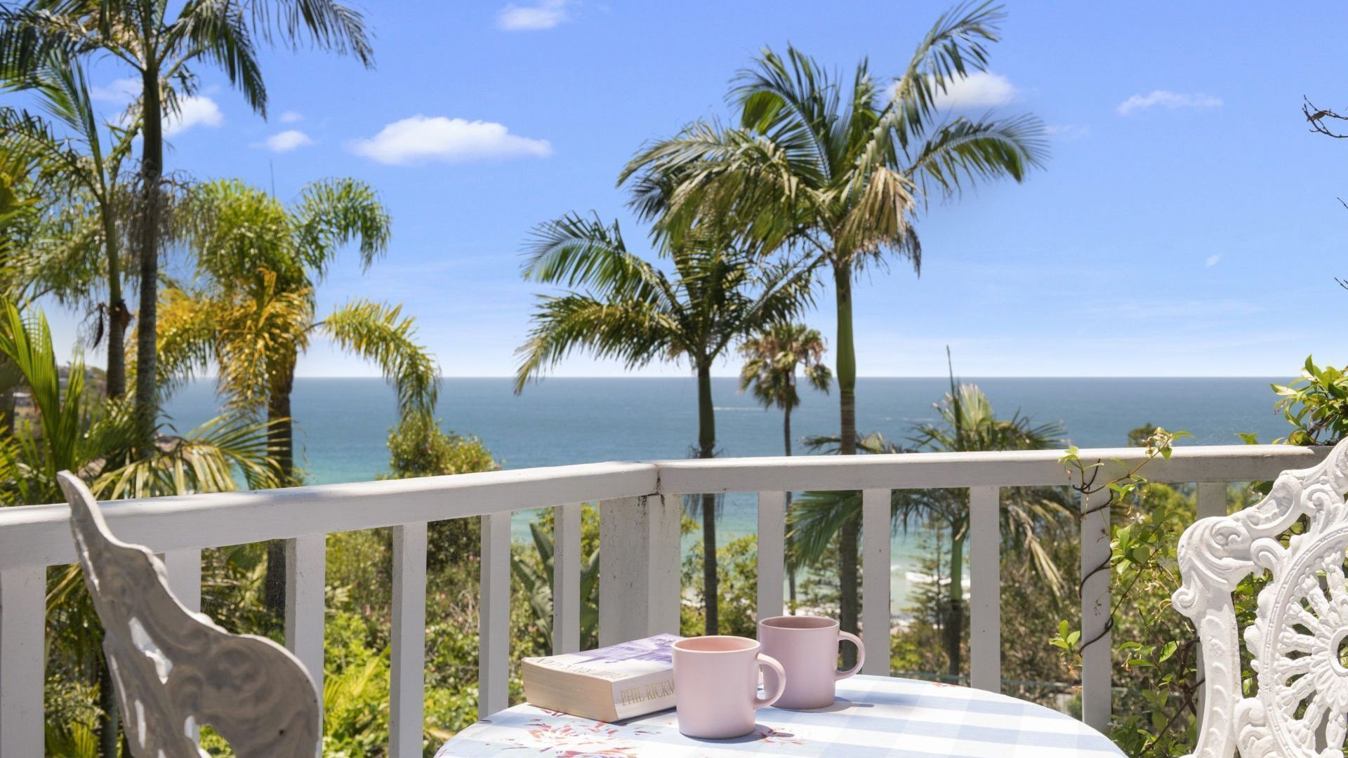 CORAL TREE COTTAGE by Palm Beach Holiday Rentals — image 4