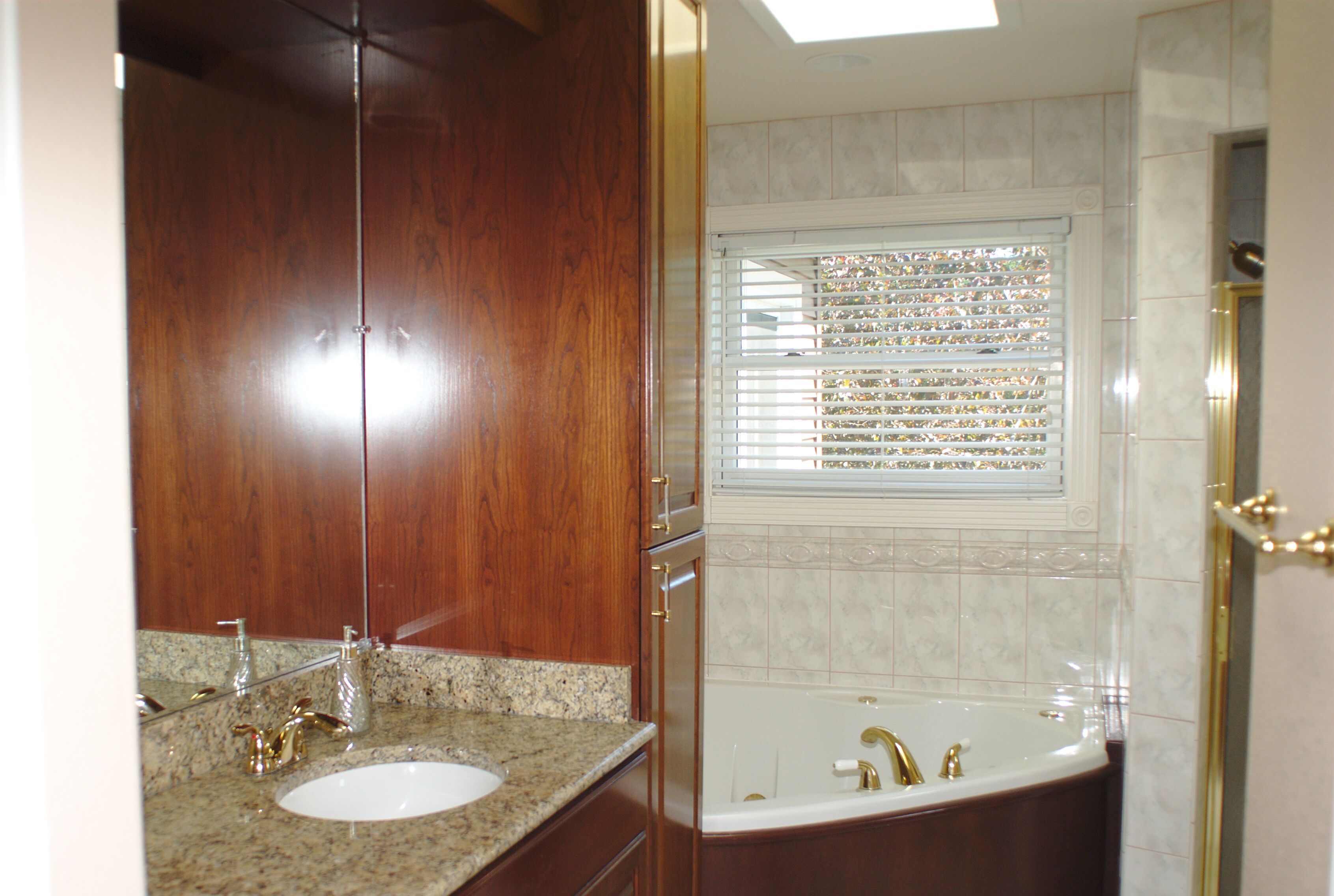 Garden Chalet close to Rib Mountain with private trails