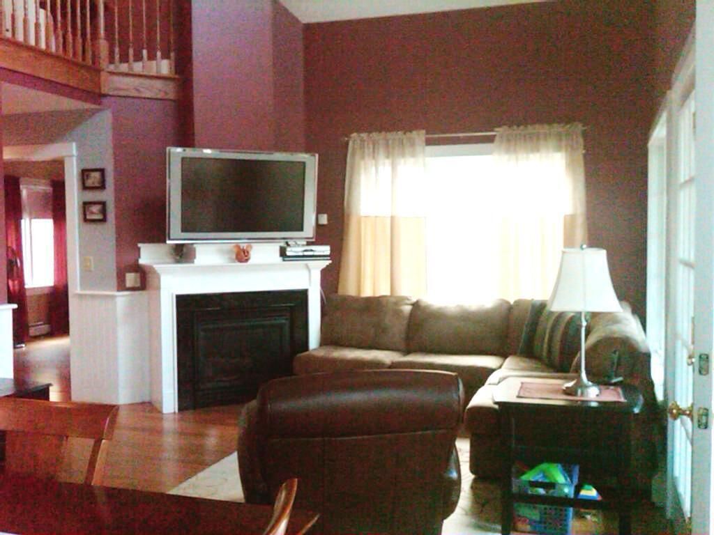 Beautiful  3000 Square Foot Home