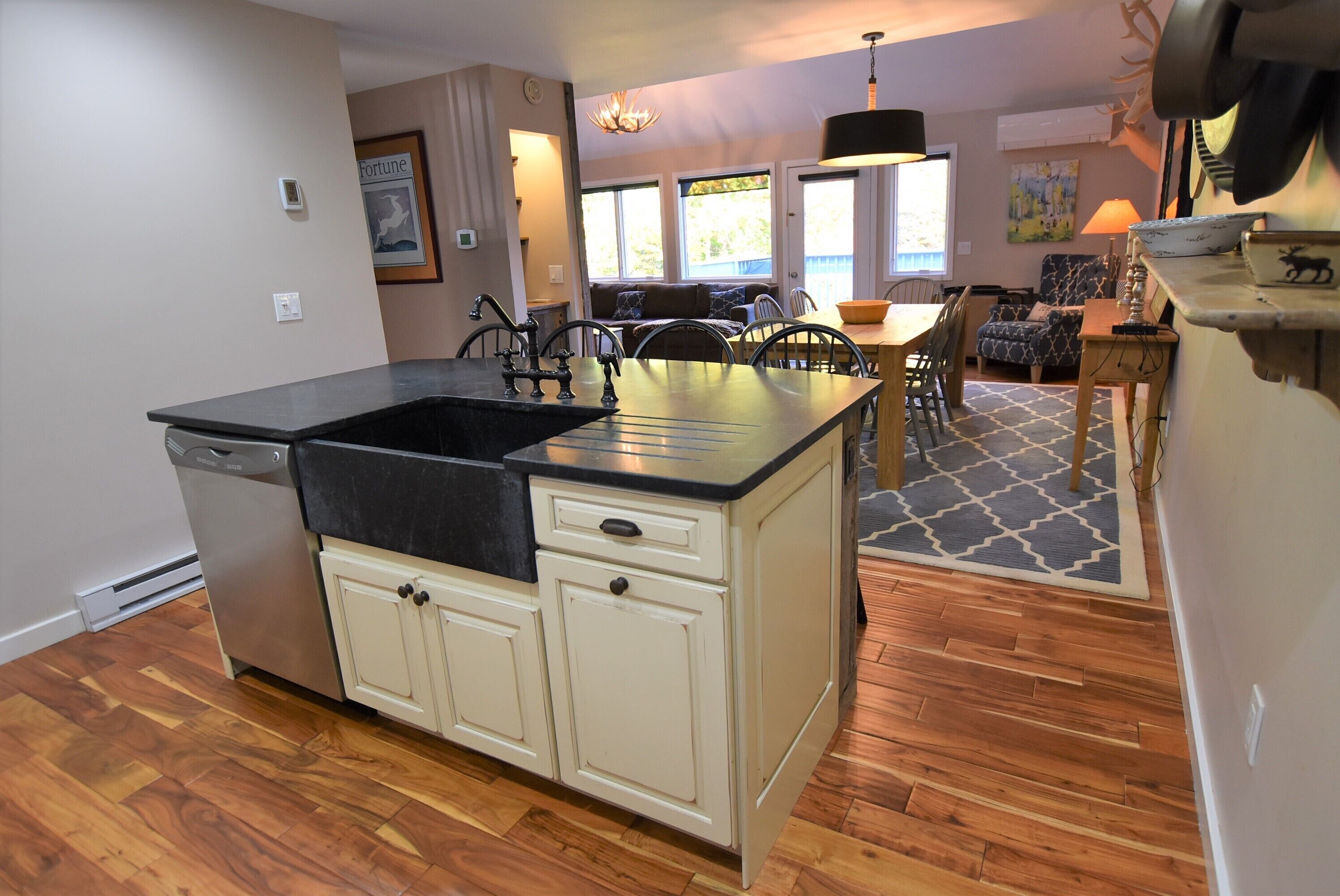 StylesBrook Townhouse - Great Location for Ski Families!