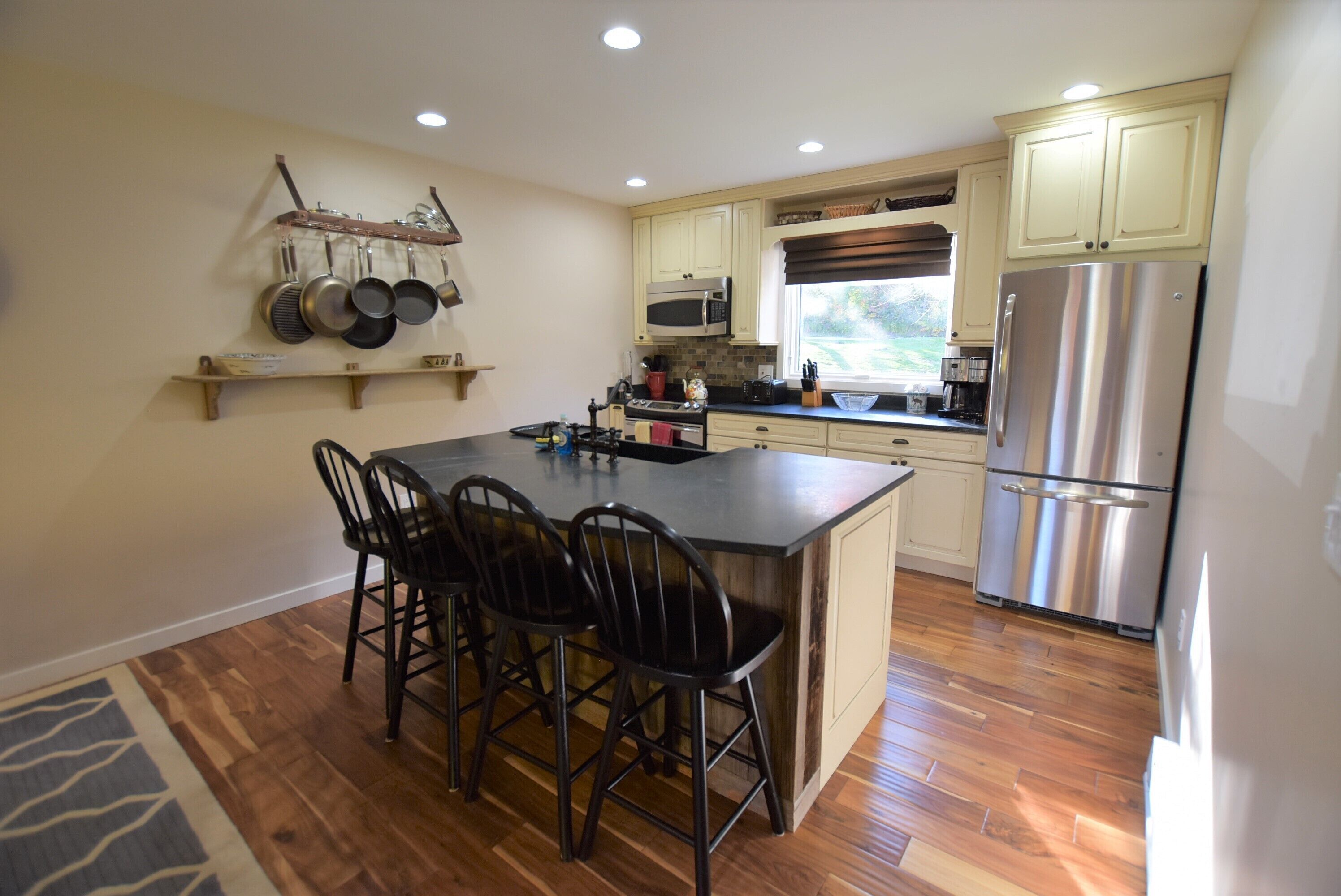 StylesBrook Townhouse - Great Location for Ski Families!