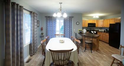 Beautiful furnished home in Salisbury, MD.