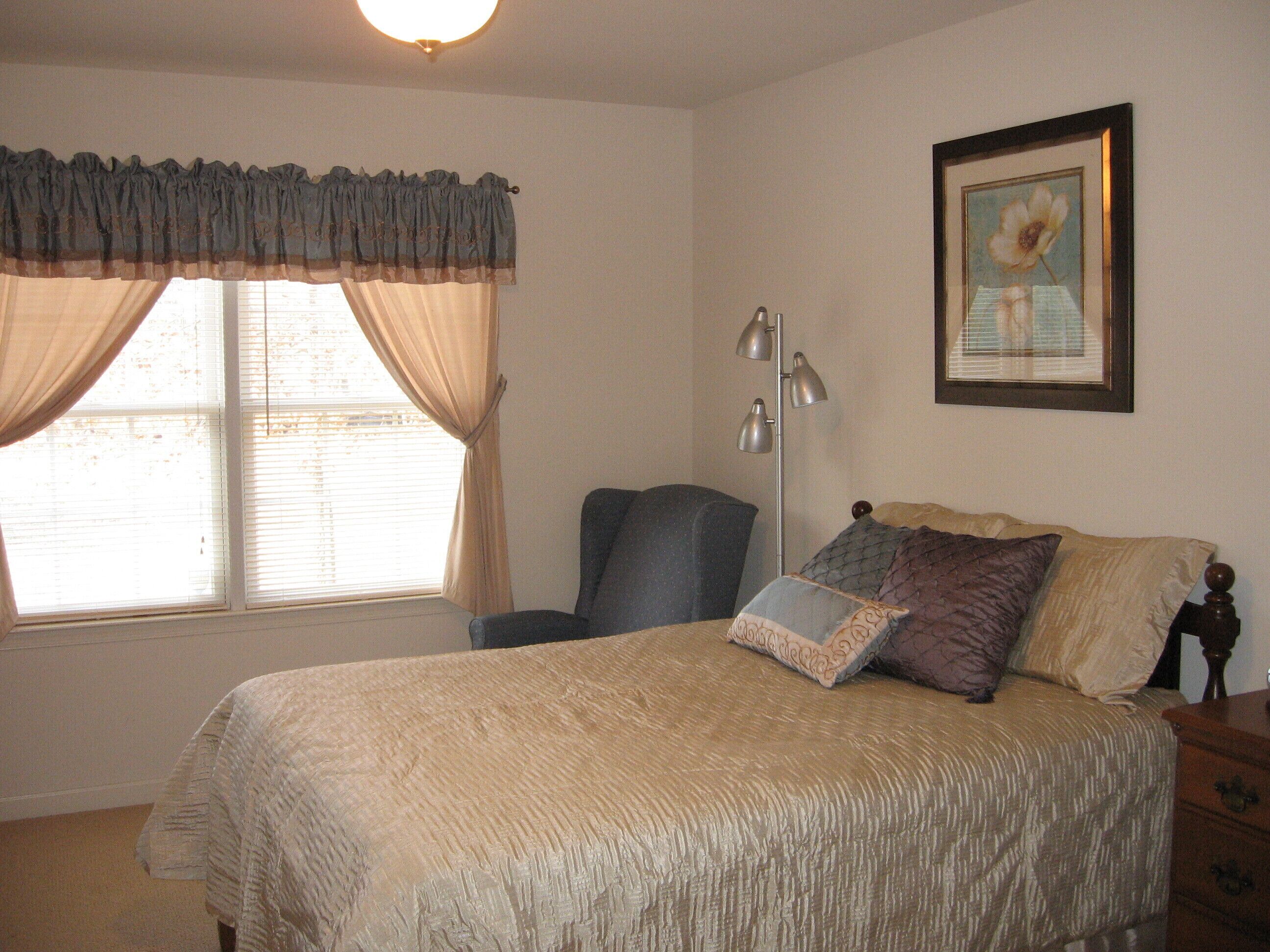 Beautiful furnished home in Salisbury, MD. 