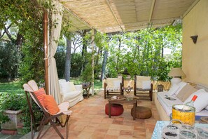 Terrace/patio - Private access to the beach - Tuscany (Marina di Bibbona (LI))