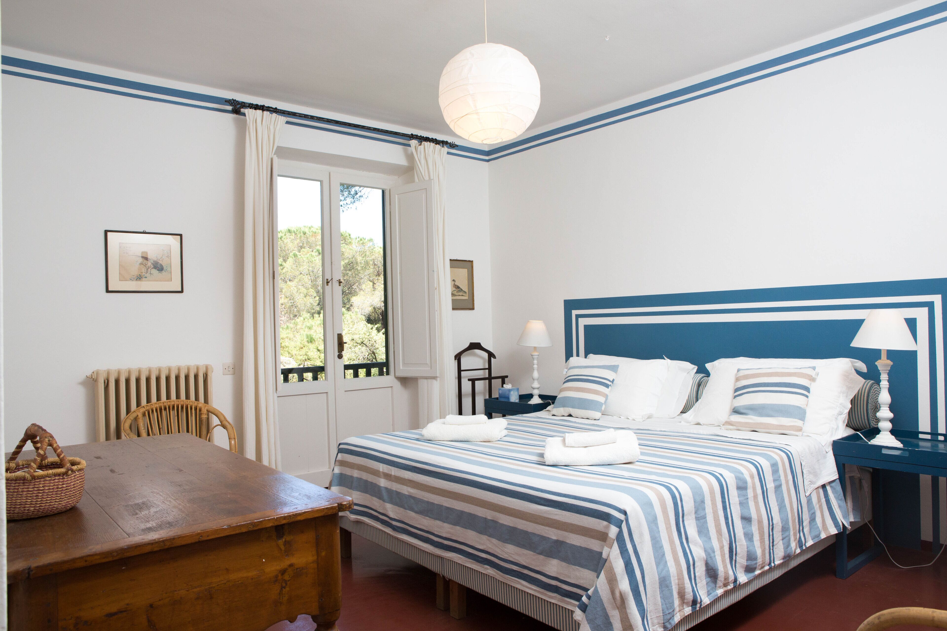 3 chambres, fer et planche à repasser, Wi-Fi gratuit, draps fournis