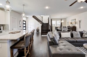 スマートテレビ、暖炉