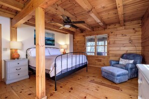 2 camere, una scrivania, Wi-Fi gratuito, lenzuola