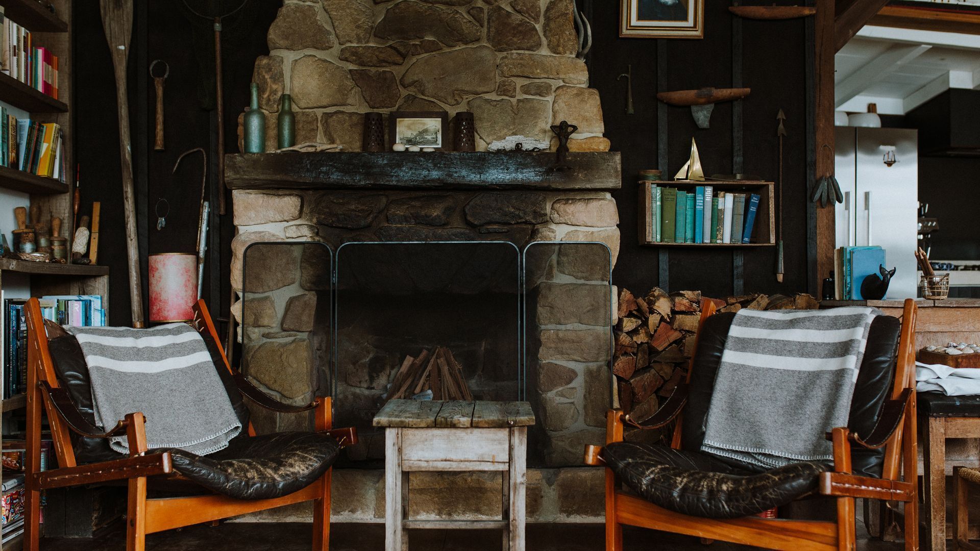 The Little Black Shack — image 21