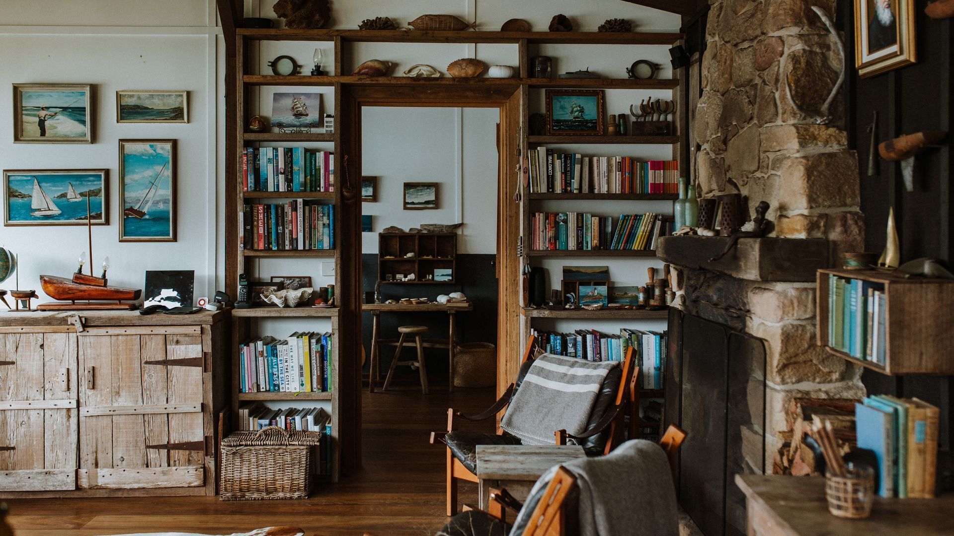 The Little Black Shack — image 22