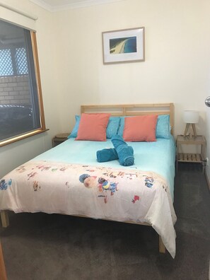 3 Schlafzimmer, Bügeleisen/Bügelbrett, Bettwäsche