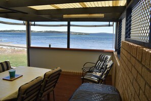 Interior - Rising Tide Beach House - Mount Dutton Bay  (Mount Dutton Bay)