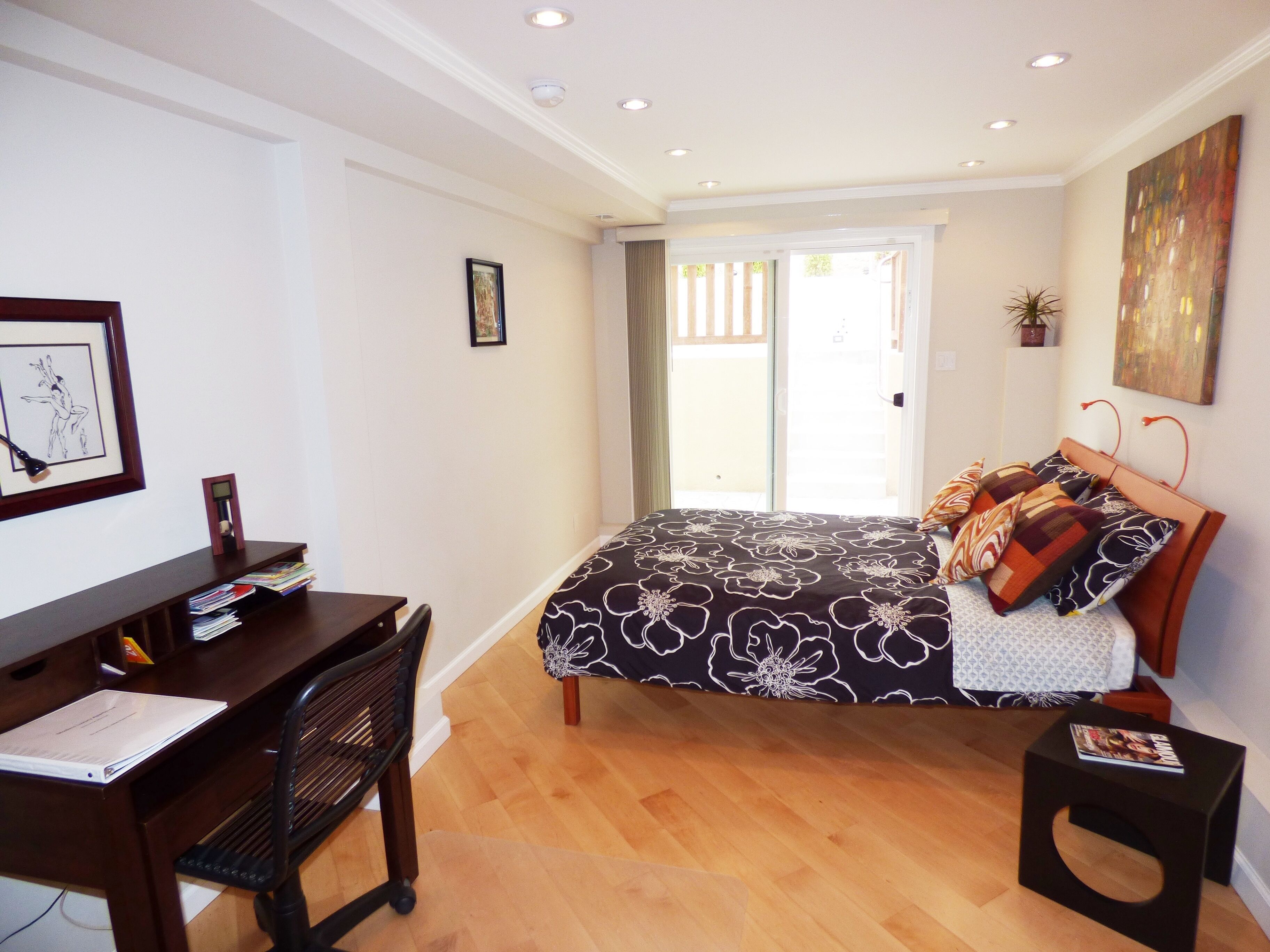 Modern Luxury SanFran Casa Steps From GG Park, Ocean, Stores, Public Transit