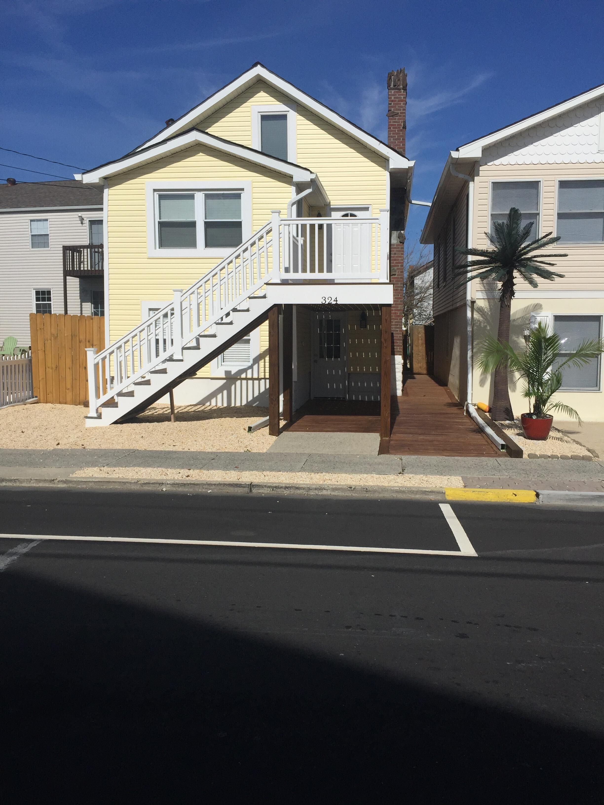 TOMS BEACH HOUSE RENTALS