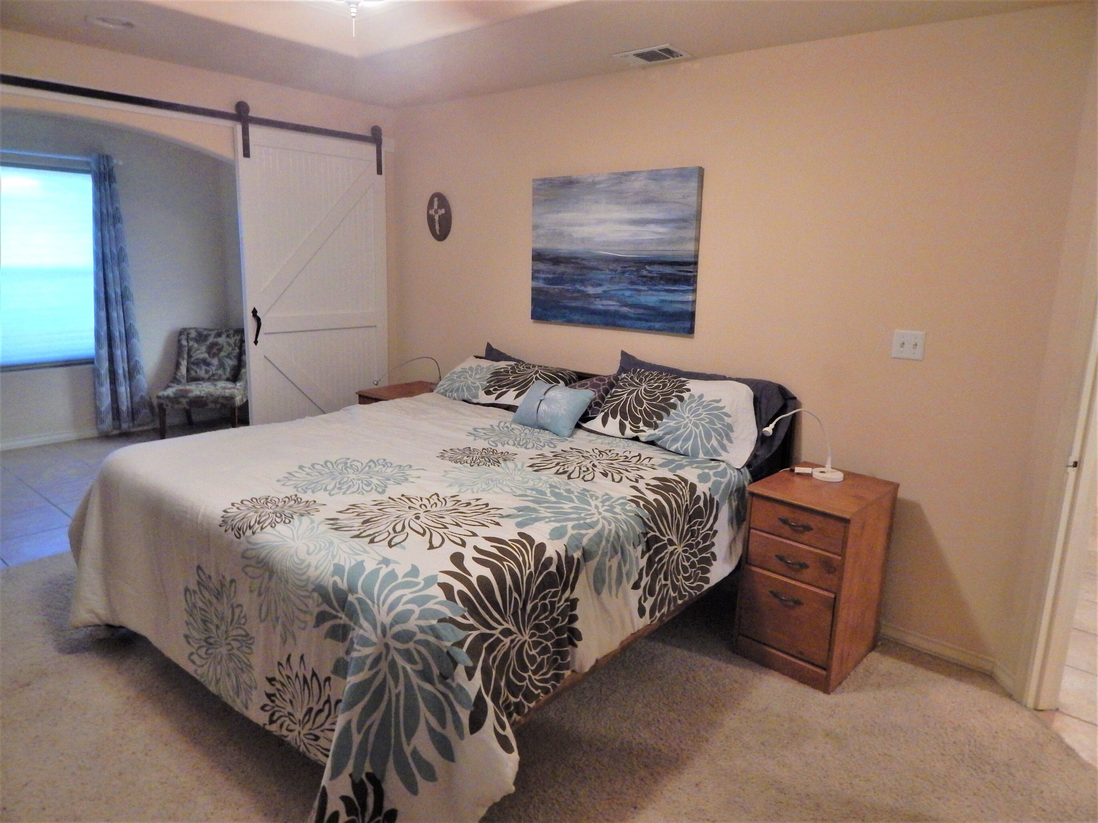 Quite Vacation Home, close to Conn Brown Harbor, Rockport, and Port A beaches.