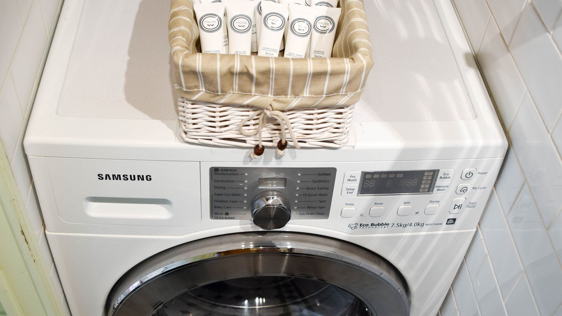 Wyndham Cottage St Kilda — image 5