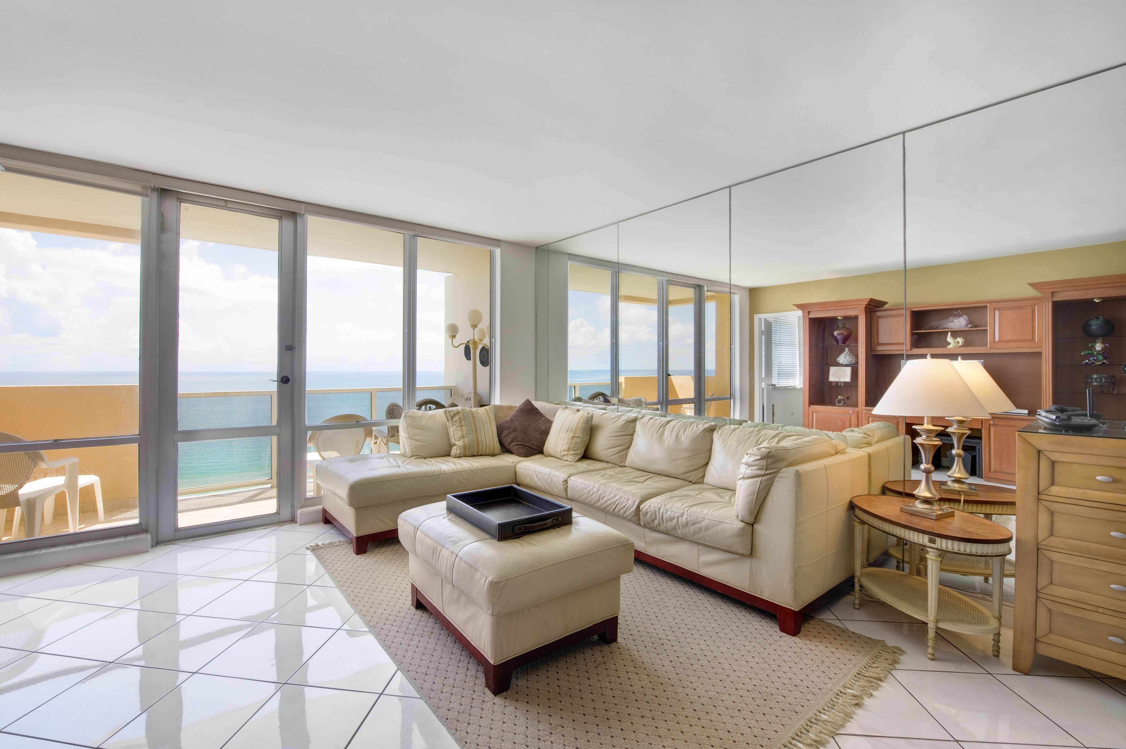 Direct BeachFront Views in Central Location Between South Beach and North Beach