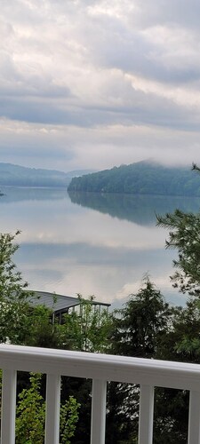 Grand-Escapes on Norris Lake-Available Memorial Day, June 4-11