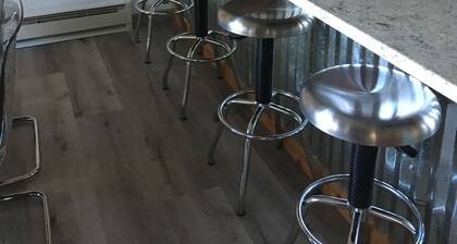 SPRING BREAK COMING. Reserve now with 10% discount! Last Minute booking special.