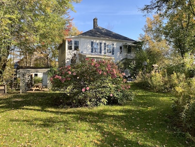 Large country house in the Eastern Townships,Québec, Canada