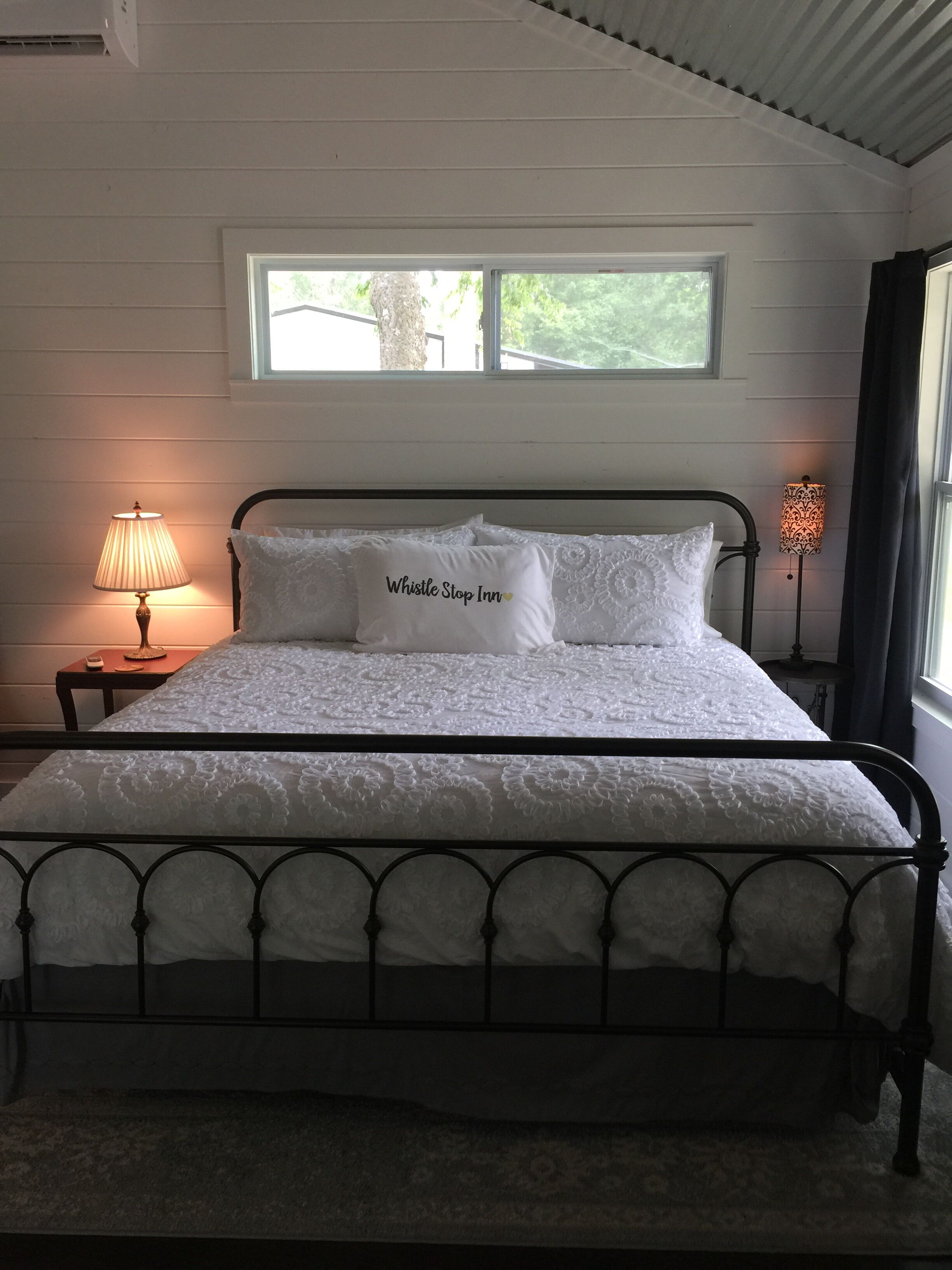 Private cottage situated on 6.5 acres, beautiful sunrises, pond, fishing & more.