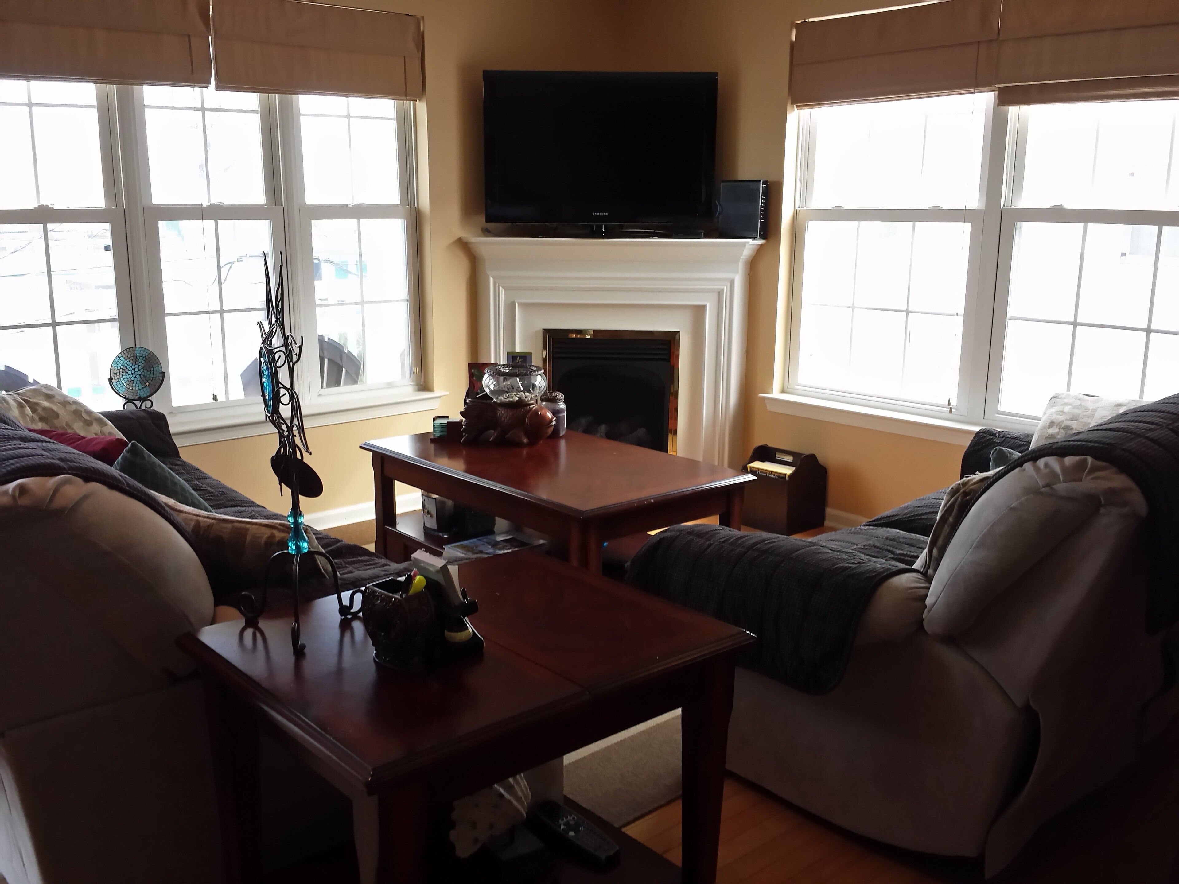 Comforts of home w/ the Beach, boardwalk, convention center 1 block away!