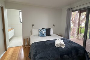 3 bedrooms, iron/ironing board, travel crib, bed sheets