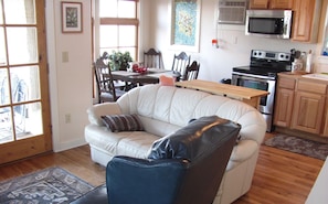 TV, Netflix, DVD player, table tennis